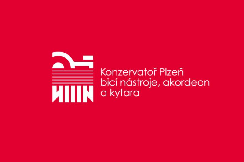 Oddělení bicí nástroje, akordeon a kytara